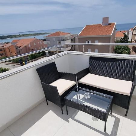Apartament Kings Landing Novalja Zewnętrze zdjęcie