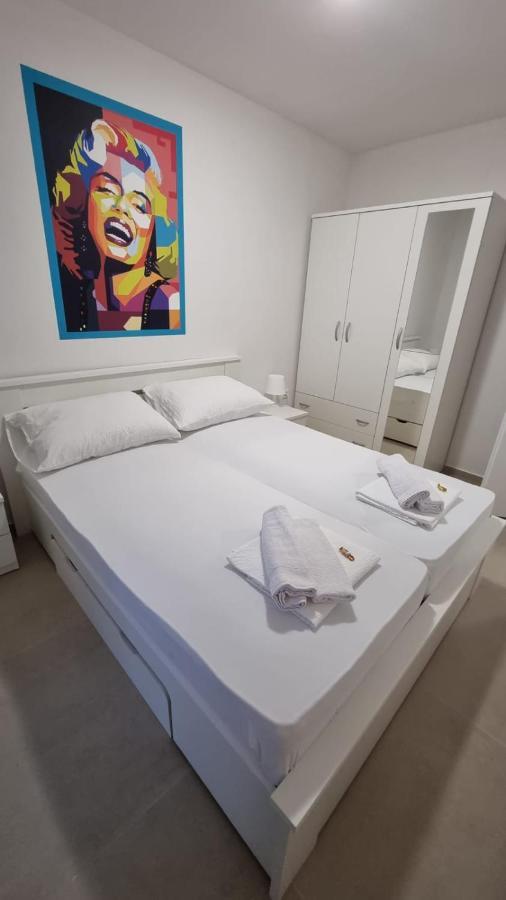 Apartament Kings Landing Novalja Zewnętrze zdjęcie