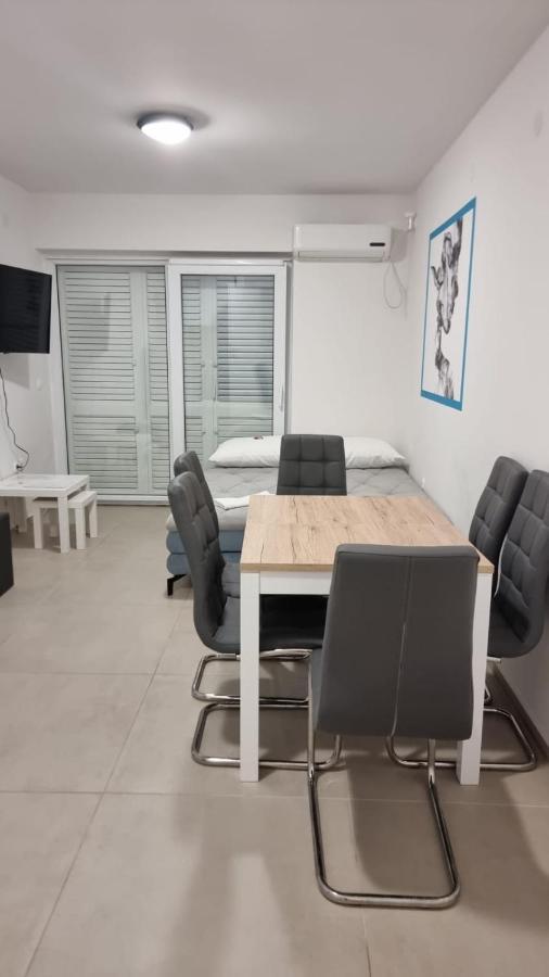 Apartament Kings Landing Novalja Zewnętrze zdjęcie