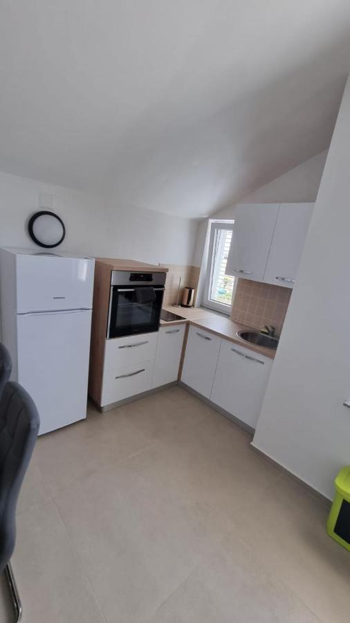 Apartament Kings Landing Novalja Zewnętrze zdjęcie