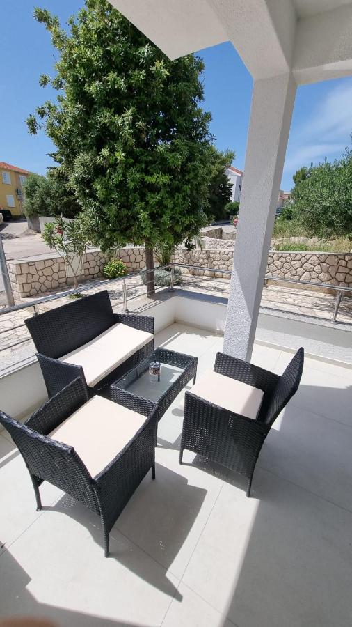 Apartament Kings Landing Novalja Zewnętrze zdjęcie