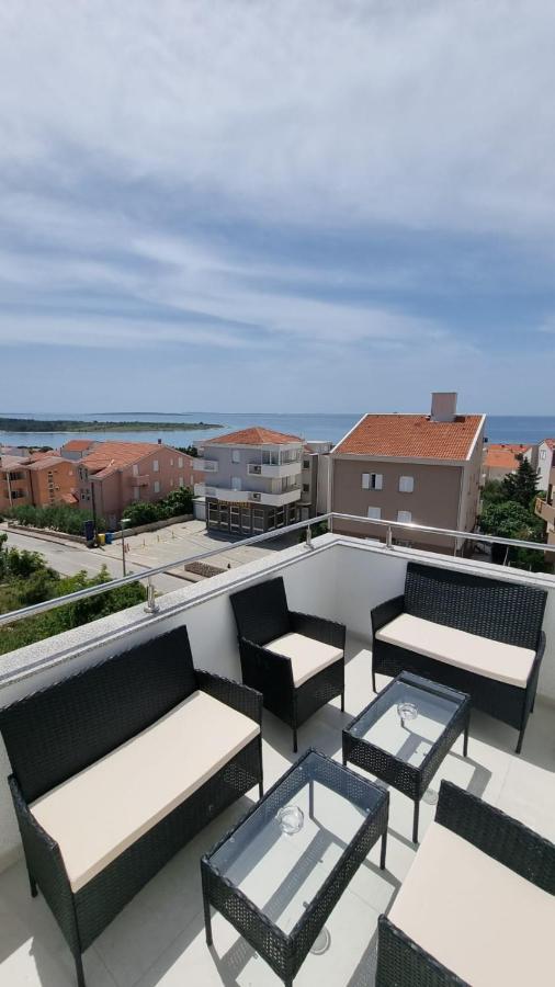 Apartament Kings Landing Novalja Zewnętrze zdjęcie